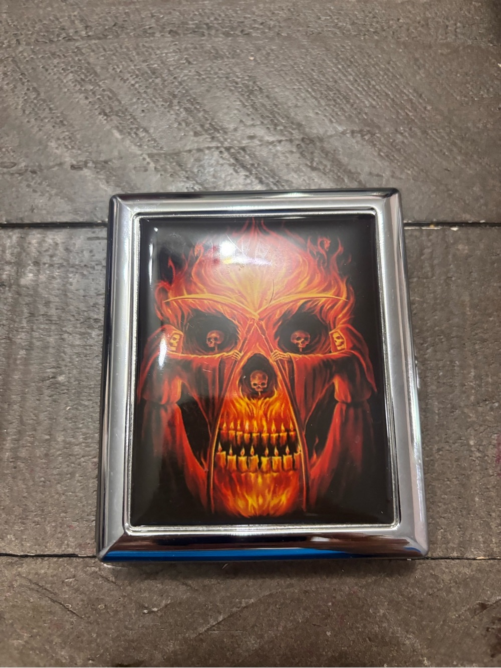 Vintage 90s 2000s Y2K metal stash Silver Skull Case by Star Grunge Goth